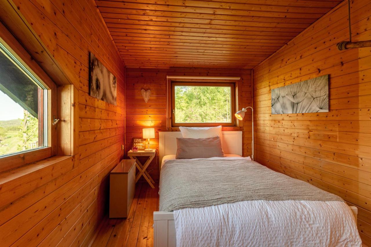 Blockhaus Eifelsteig W/ Kamin Garten & Feuerstelle Berndorf  Exterior foto